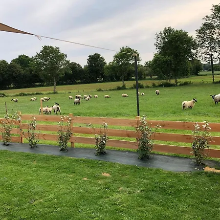 Holiday home De Charme : Calme, Nature, Proche Du Mans, Terrasse, Jardin, Parking Prive - Fr-1-410-397 *