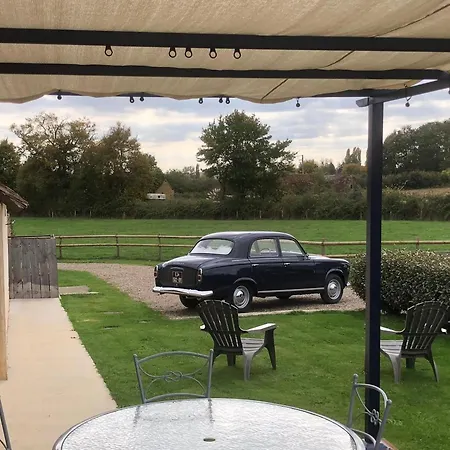 De Charme : Calme, Nature, Proche Du Mans, Terrasse, Jardin, Parking Prive - Fr-1-410-397 Holiday home